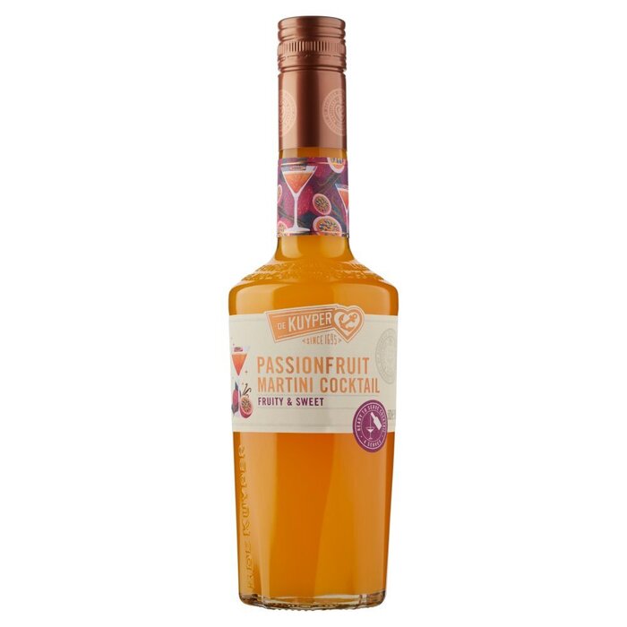 De Kuyper Passionfruit Martini cocktail (0.5L)