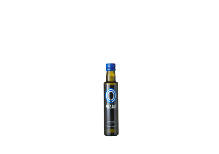 Gkazas Olijfolie is ongefilterd, biologisch en koudgeperst, wordt niet gemengd met andere oliën en is vrij van toevoegingen. Puur natuur dus! Het is bovendien een eerlijk familieproduct. (250ml)