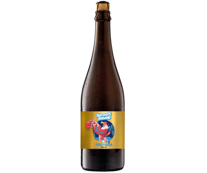 Two Chefs Brewing Funky Falcon Fles 750ML (0.75L)
