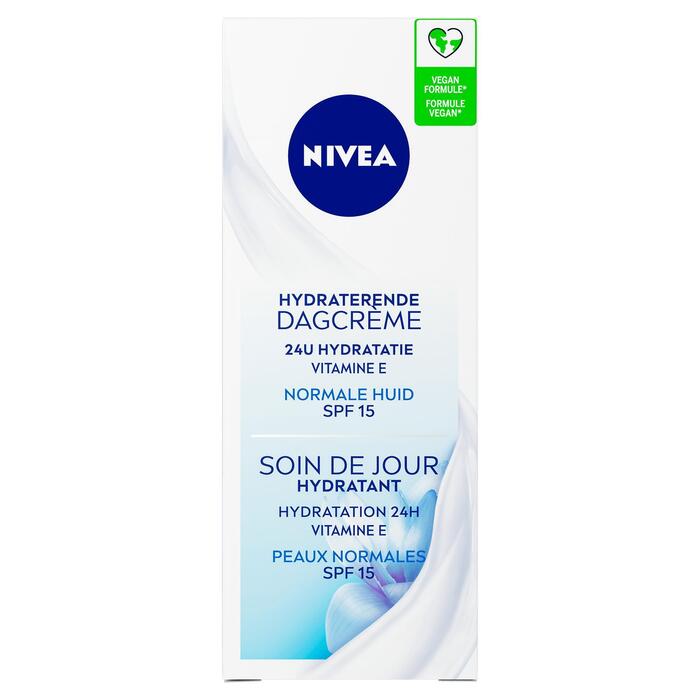 Nivea Dagcrème normale/gemengde huid spf15 (Doos, 50ml)