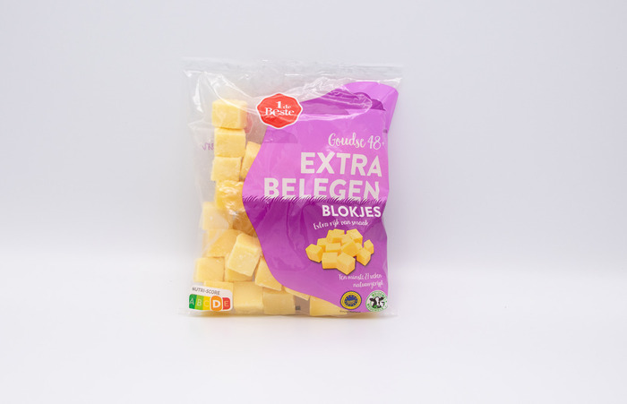 Kaasblokjes extra belegen (250g)