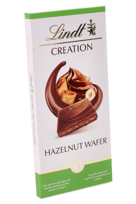 Lindt Creation milk hazelnut wafer (150g)