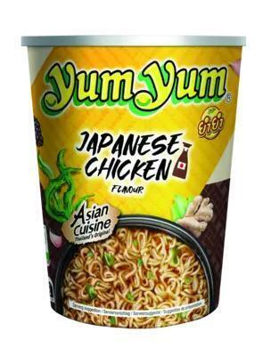 Yum Yum Japanese chicken cup instant noedels (70g)